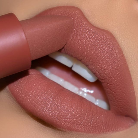 the best nude lip color for spring.