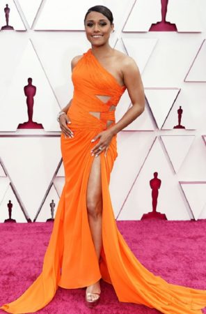 best dressed in oscars 2021